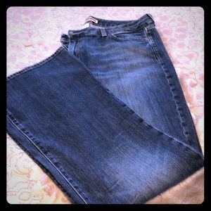 Women’s jeans